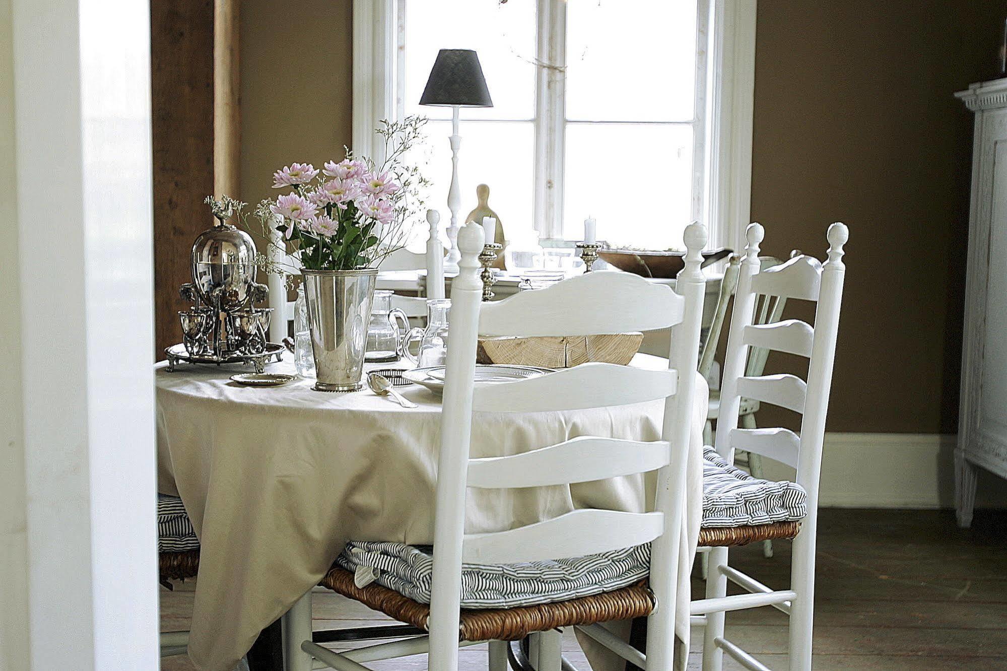 Aeppelgarden Bed & Breakfast Mariestad Exterior photo